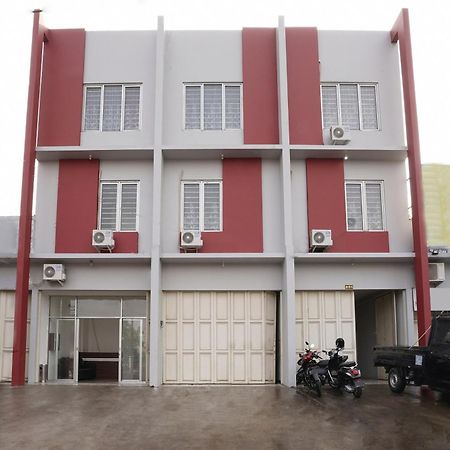 Super Oyo 2183 Cibeureum Residence Bandung Bagian luar foto
