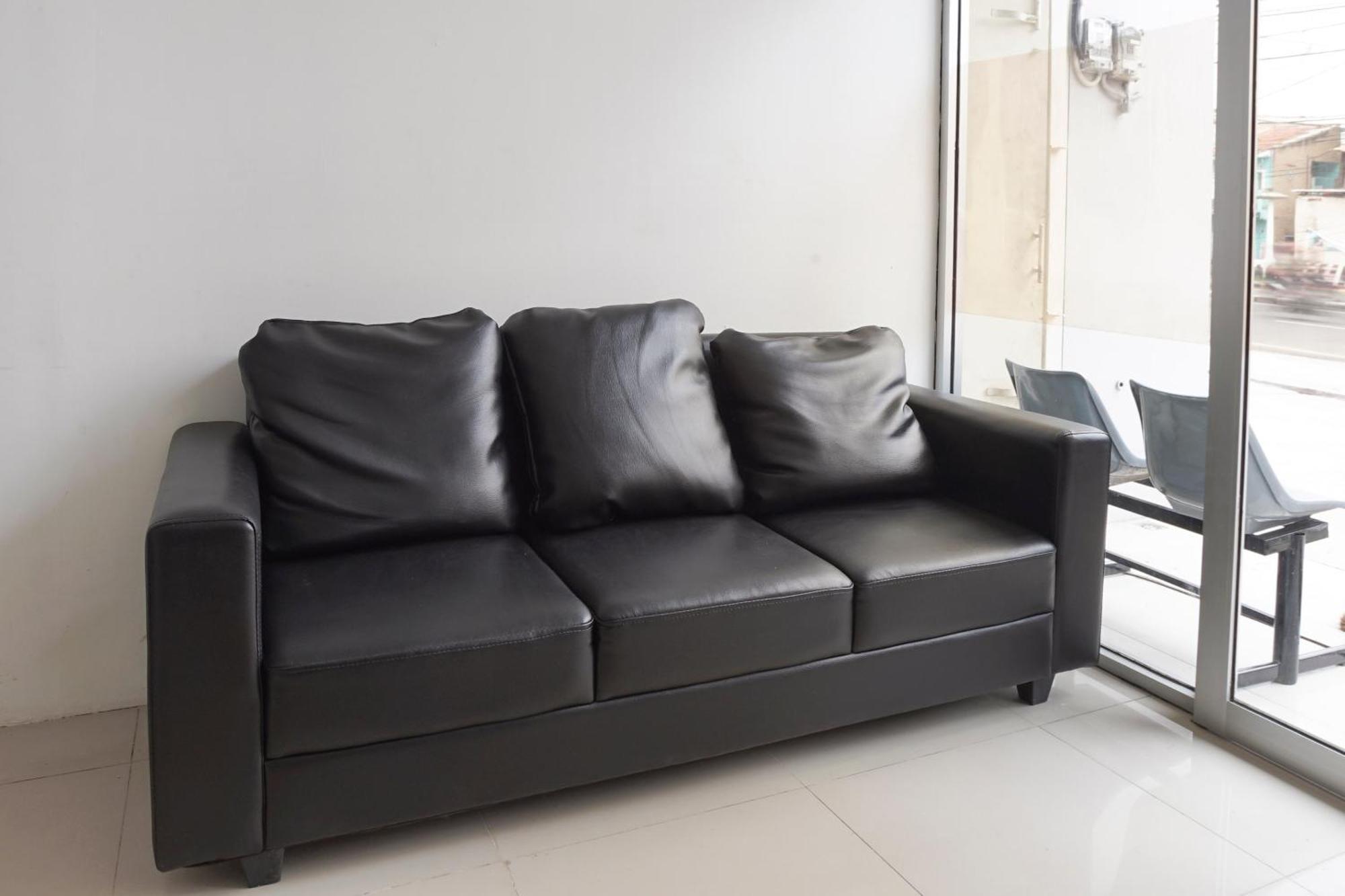 Super Oyo 2183 Cibeureum Residence Bandung Bagian luar foto