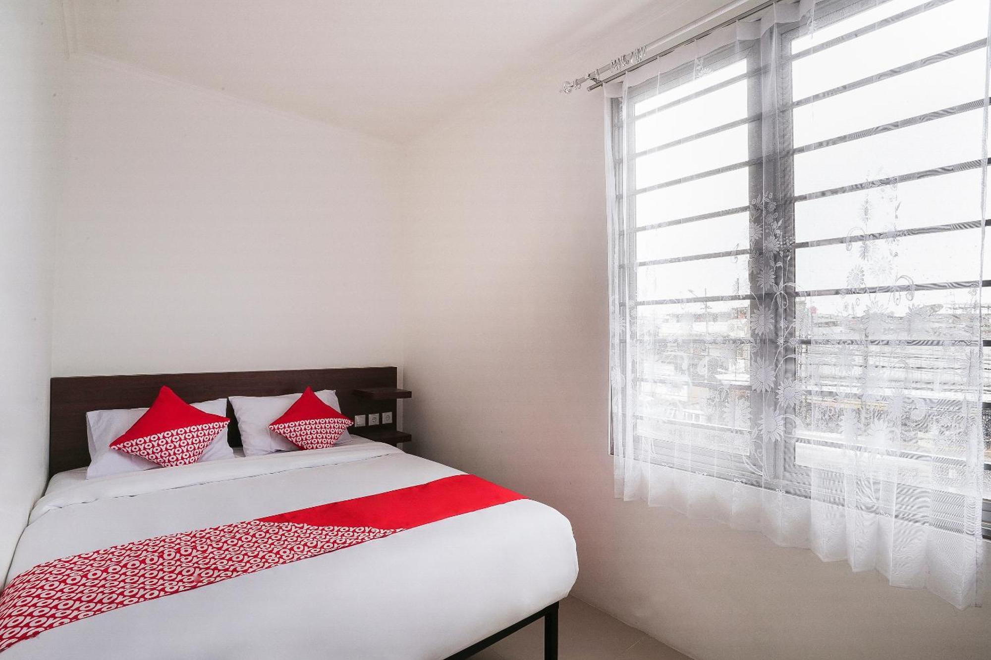 Super Oyo 2183 Cibeureum Residence Bandung Bagian luar foto